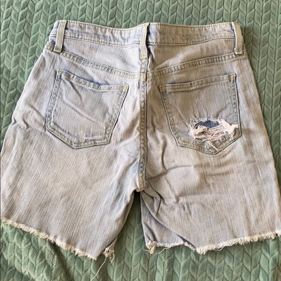 Capris - Picture 2 of 2